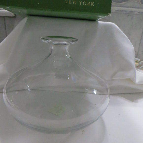 Kate Spade Hydrangea NonLead Crystal 6.25 PIA Vase - Picture 5 of 8